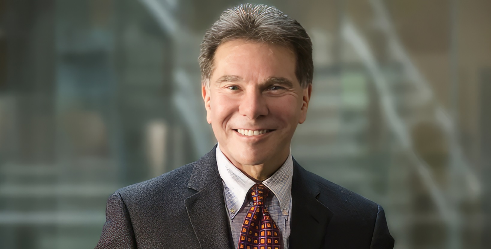 Robert Cialdini nos explica los 6 secretos de la persuasión